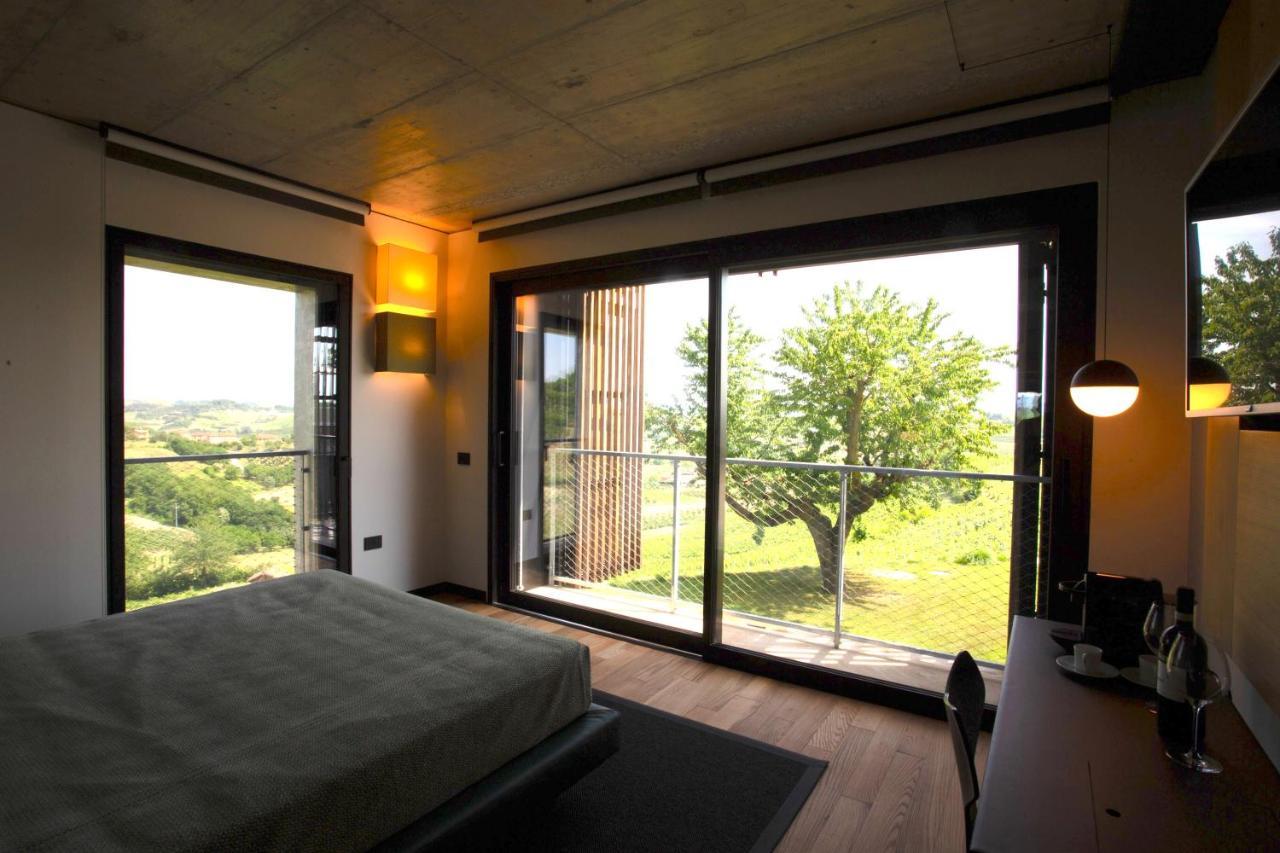 Ca' Del Profeta Ristorante & Relais Hotel Montegrosso d'Asti Room photo